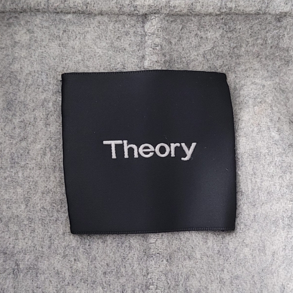 Theory Sileena Jacket in Double-Face Wool-Cashmere Size Medium - Picture 6 of 6